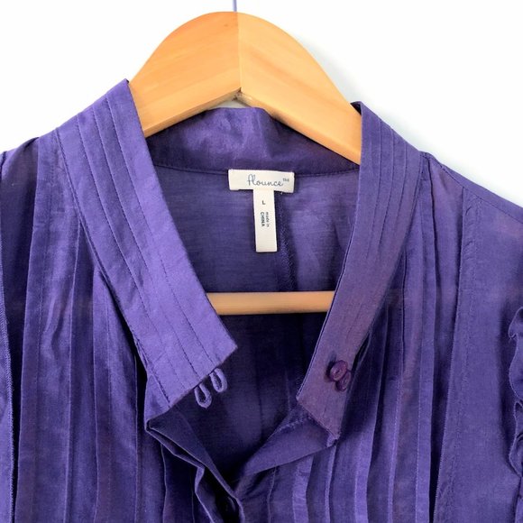 Anthropologie Flounce TBD Purple Silk Blend Short Sleeve Blouse Size L Button Up - Picture 2 of 7